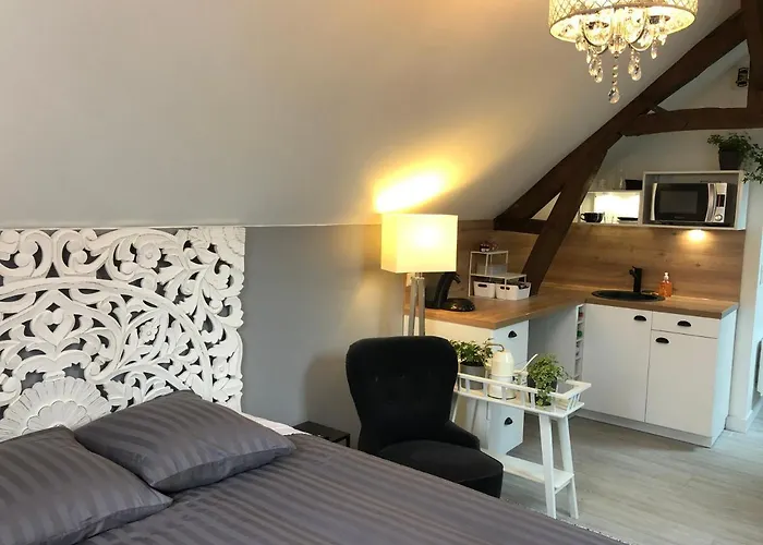 Maison Quatre Freres 3*